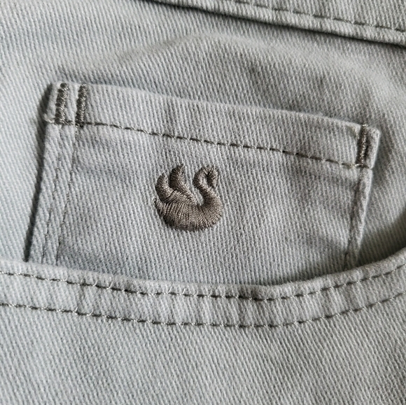 NWT Gloria Vanderbilt Amanda Plus Size Capris - Picture 10 of 12